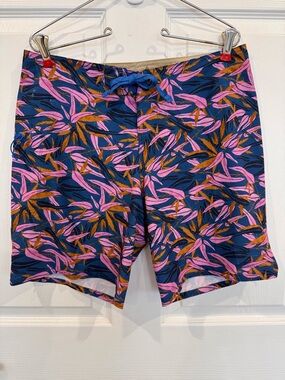 Patagonia Stretch Hydropeak Board shorts tropical print laces to fasten